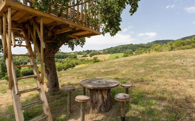 Holiday Home in Assisi With Pool & Nature