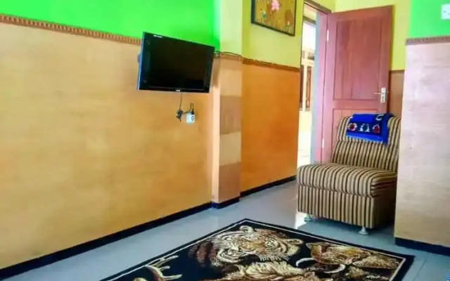 Comfy Room at Trunojoyo 50