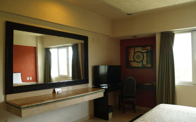 Hotel Real Del Sol – Zona Expo Industrial