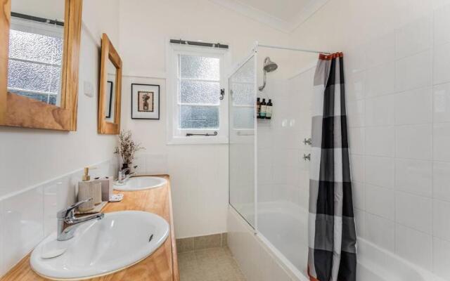 West View Cottage by the BnB Collection