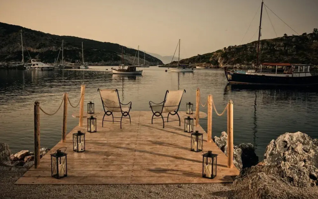 Nobelos Seaside Lodge