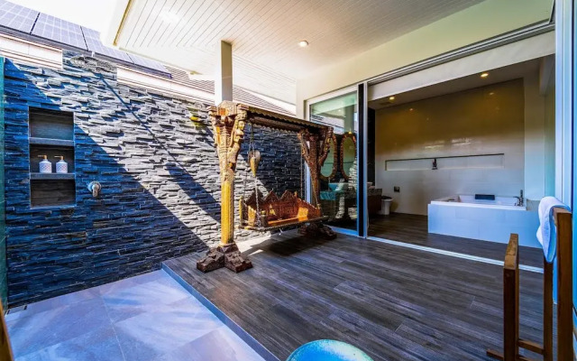 Luxury 7 Bedroom Pool Villa - WL67