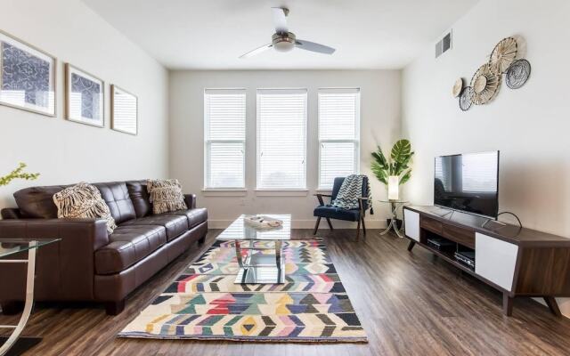 Stayovr At Trinity Groves