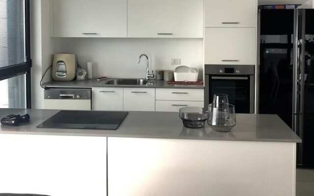 Luxury Apartment Best Location Beach View