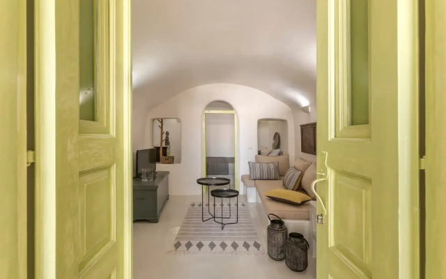 Casa Grande Santorini Vacation Houses