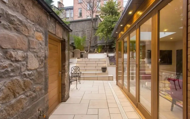 Wall Street Journal Featured 3bed/3bath Apartment