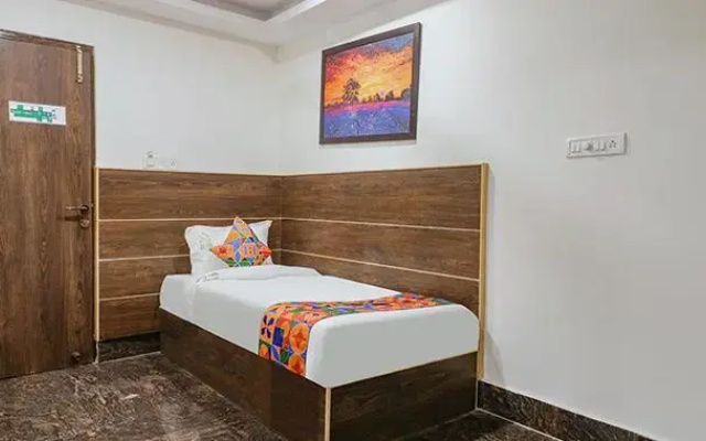 Fabhotel Ira International