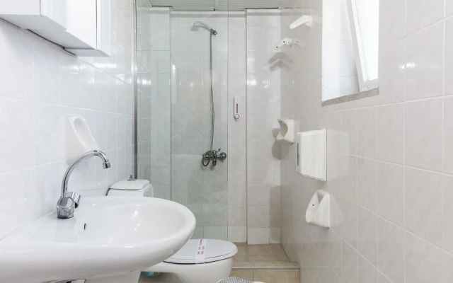 Revekka Rooms