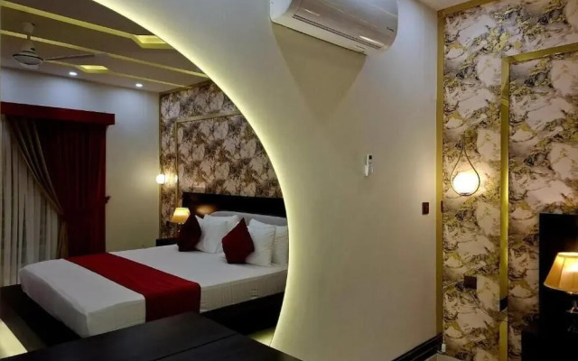 Royal Galaxy Hotel & Residence