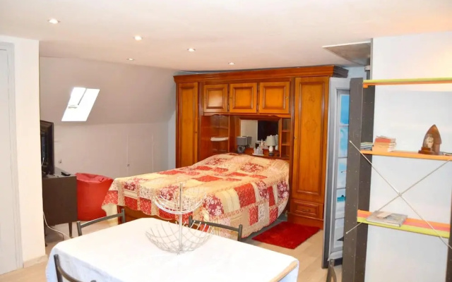 Studio in Pont-croix, With Wifi - 5 km From the Beach