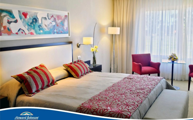 Howard Johnson By Wyndham Piedras Moras