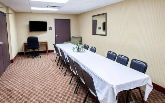 Comfort Inn & Suites Harrisonville