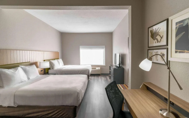 Townhome Inn And Suites
