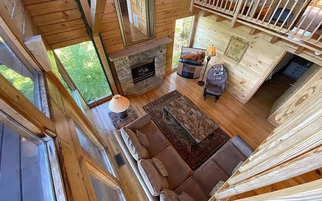 A Stellar 2bed 2bath Minutes to Parkway