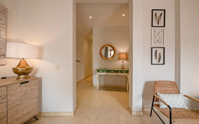 Apto La Latina Plaza Cascorro ECM18