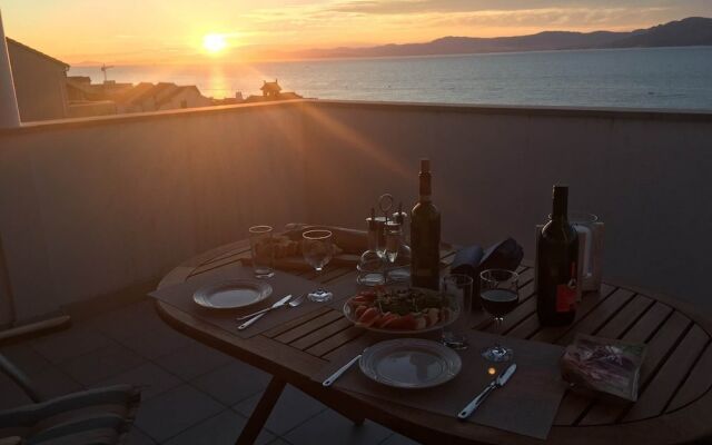 Sunset View Apartment