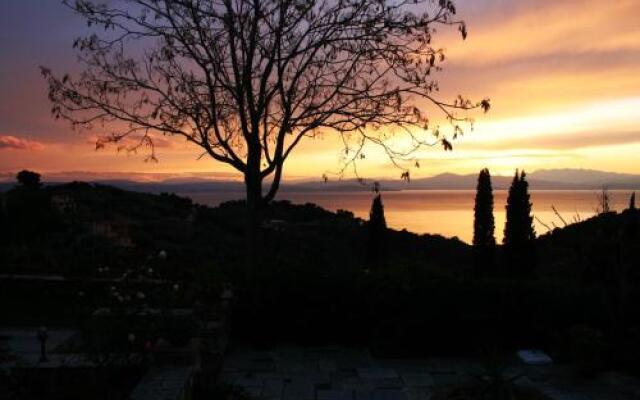 Vateri Guest House