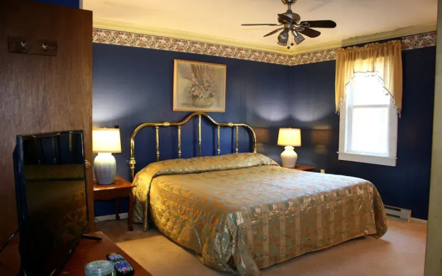 Chestnut Grove Village