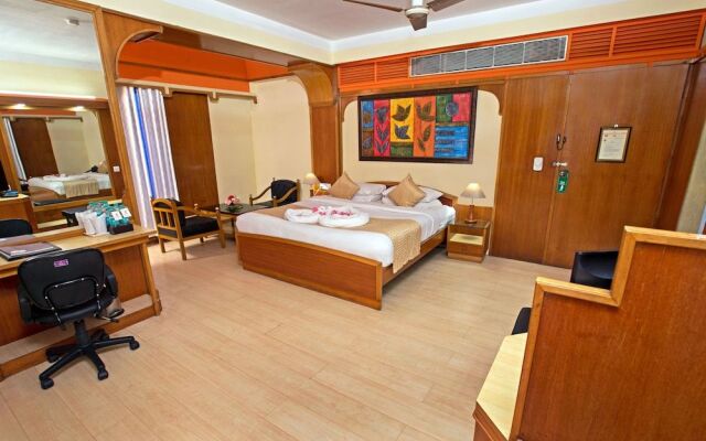 Hotel Rajmahal