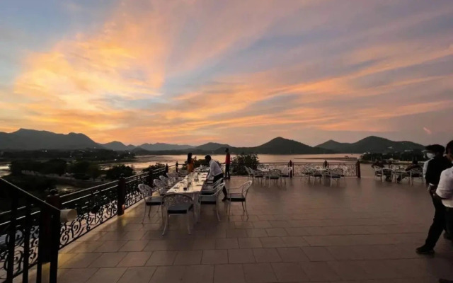 OYO 2700 Hotel Inder Prakash