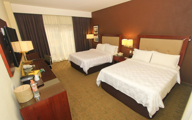 Holiday Inn Leon by IHG