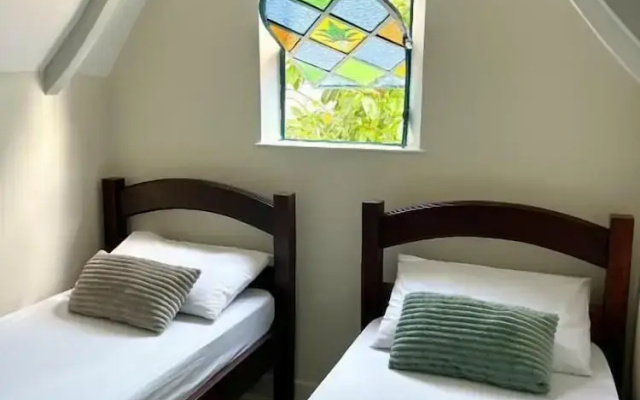 Hostel Castell di Madre