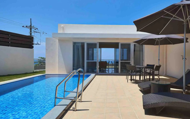 Viaul Sky Villas Unten