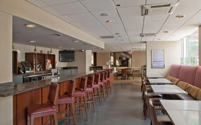 Holiday Inn Washington-Central/White House by IHG