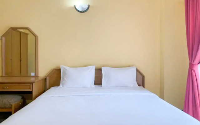 Spacious And Comfy 3Br At Kondominium Juanda Apartment