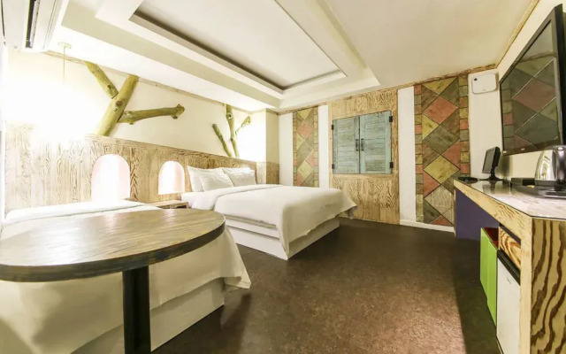 Nabi Hotel