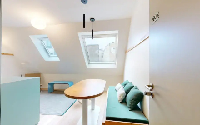 Joivy 10 Douai 1BR Velux