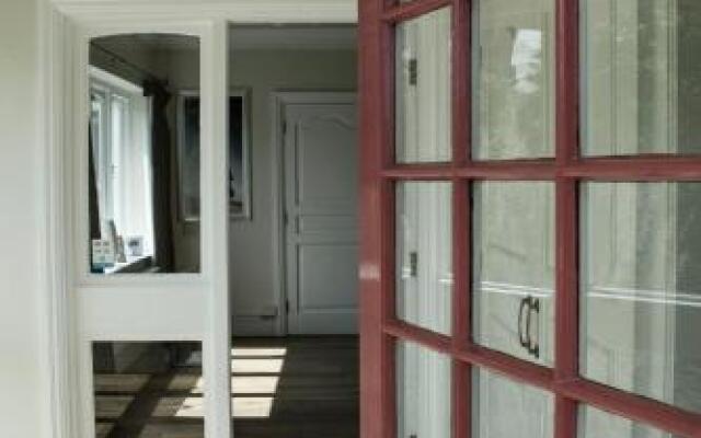 The Grange Guesthouse, Cefn-Coed