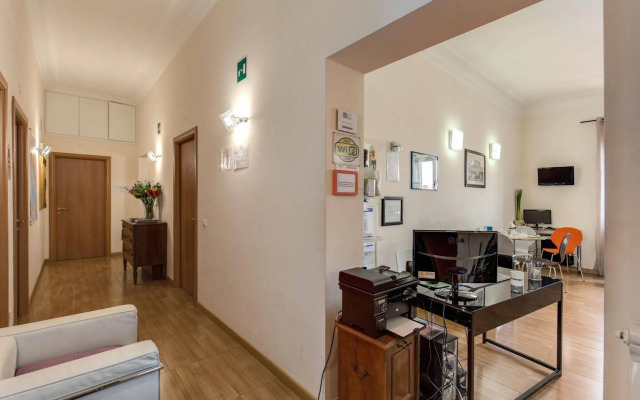 Bon Ton Design Rooms by DOT Suites