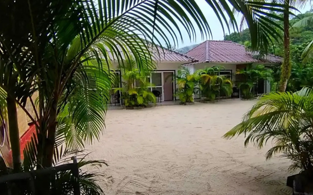 White Sand Ark Resort