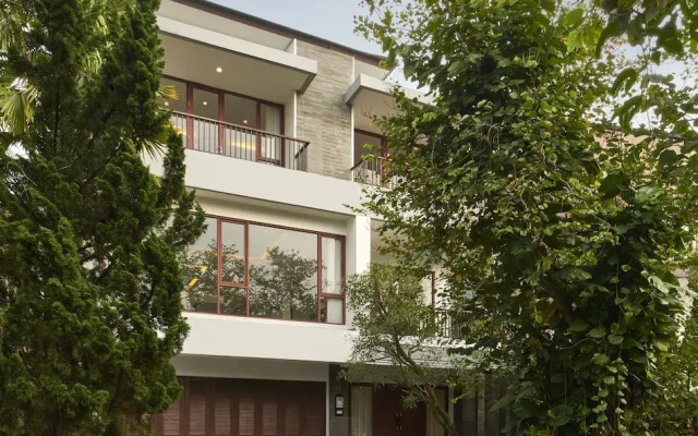Ohara City View 5BR Villa with a Private Pool