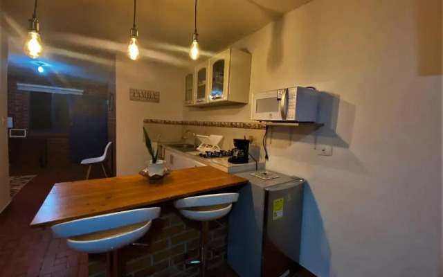 Mercanti Apts Caney