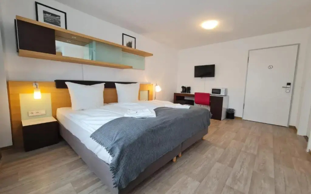 check-inn hotel Offenbach