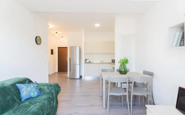 Co-c933-ggar24c4 - Central Green Apartment