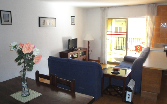 Apartamentos Voramar 3000