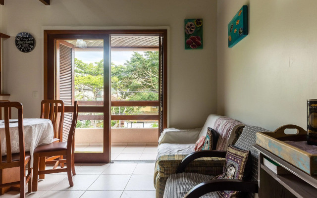Apto 2qtos churrasq. 400 à praia | Jurerê - JBA202