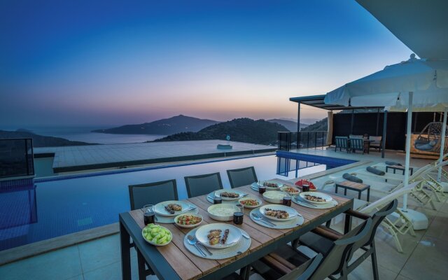 Villa The Moon