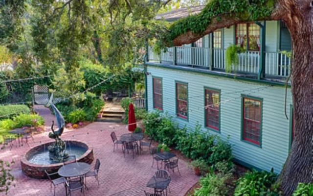 Florida House Inn