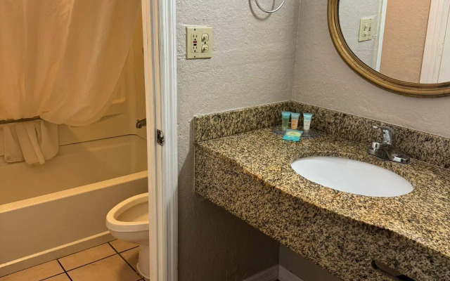 Howard Johnson by Wyndham Orlando/International Drive