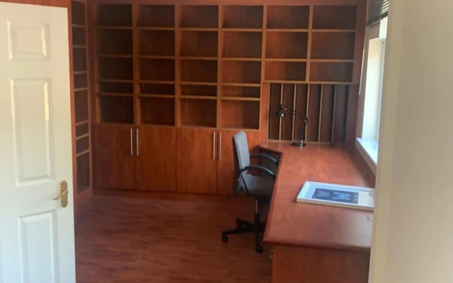 3 bedroom house in Reading