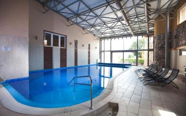 Hotel Makar Sport And Atrium