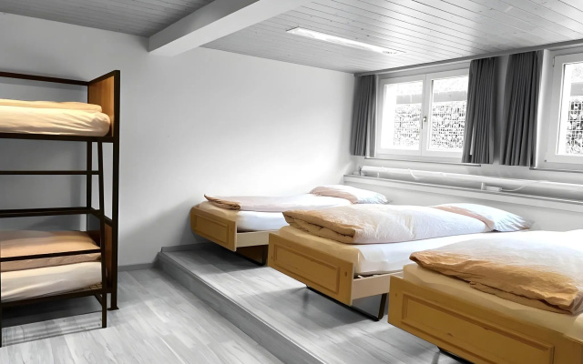 Eiger Lodge Easy