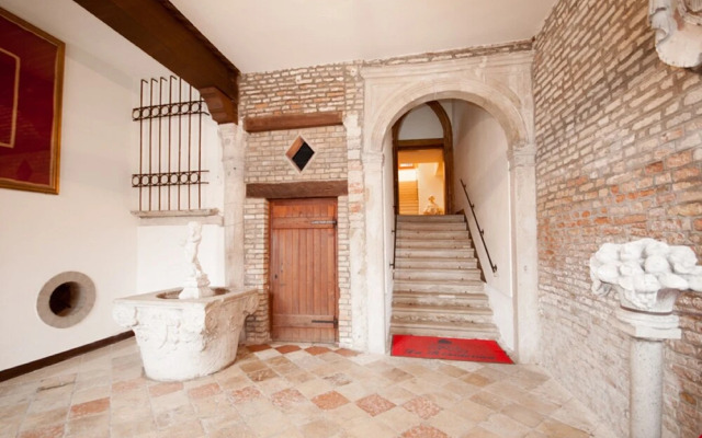Doge Palace 6