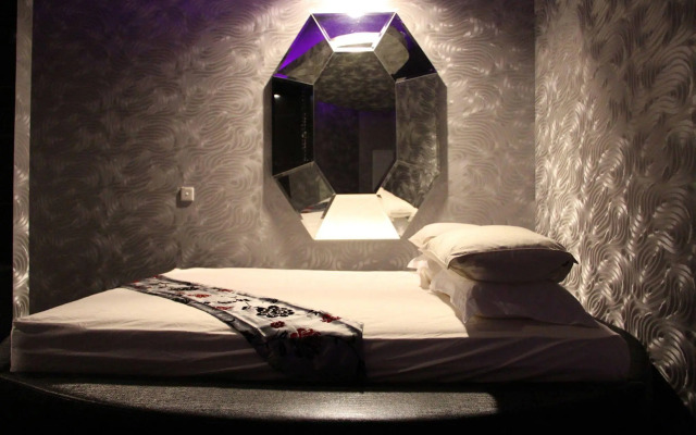 Love Inn Boutique Hotel