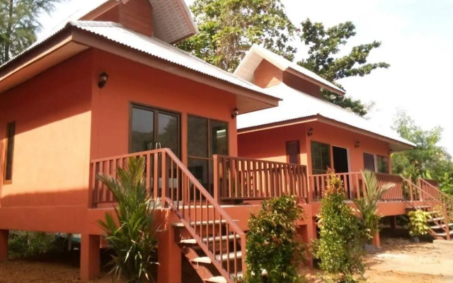 Lanta Cottage
