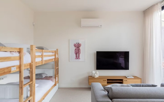 The Luxe Seabreeze Heated Pool Spa Cinema – Guest Rooms – Melbourne